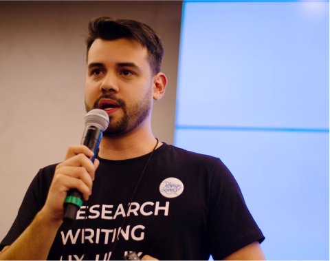 Facetune_19-12-2019-21-30-43 1